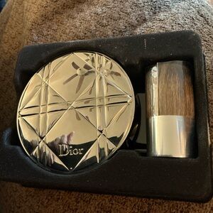 Dior 001 diorskin DIOR SKIN Nude AIR LUMINIZER shimmering, With kabuki brush